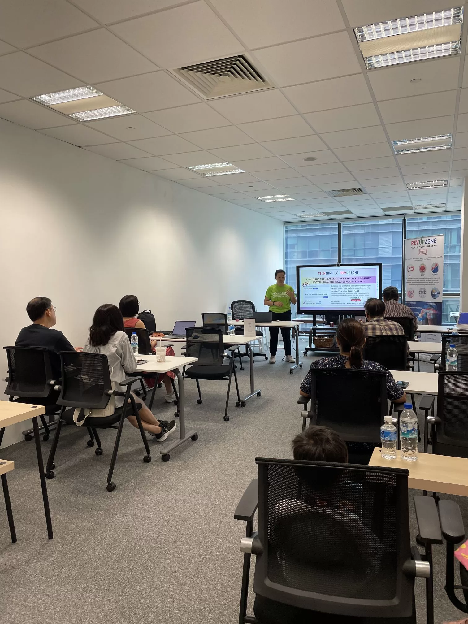 IMG_2372photo IMG_2372photo